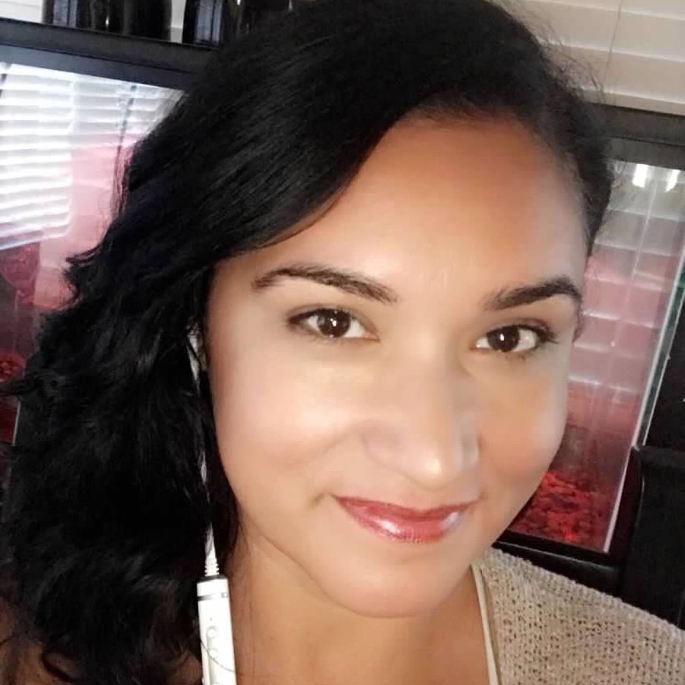 Meet your Posher, Christina